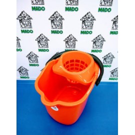 CUBETA CON EXPRIMIDOR PZ